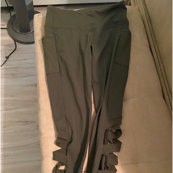 Victoria secret pants - Picture 1 of 2